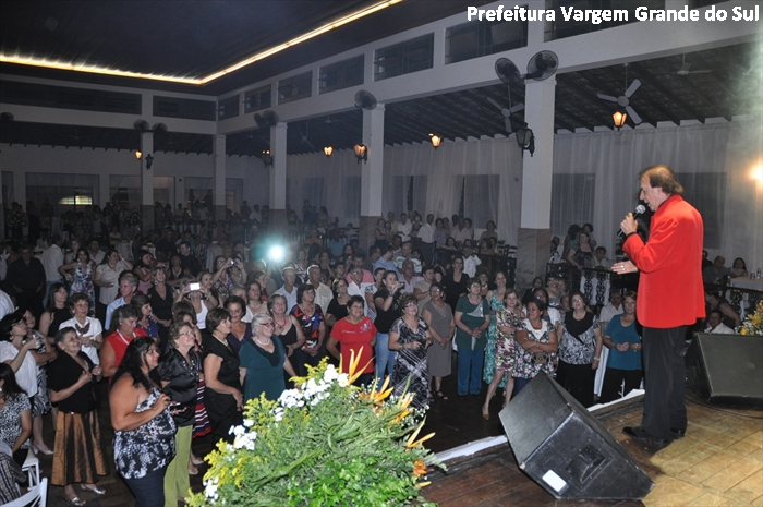 Baile da Saudade levou bom público a SBB