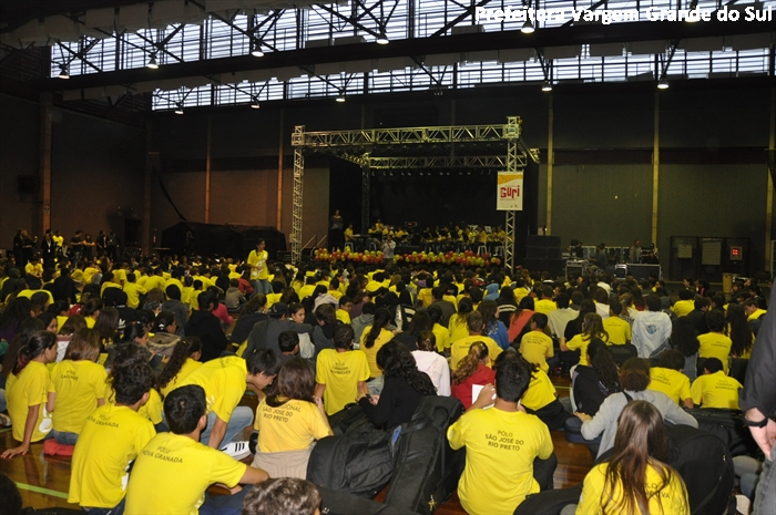 Vargem se apresenta no encontro “Naipes do Projeto Guri”