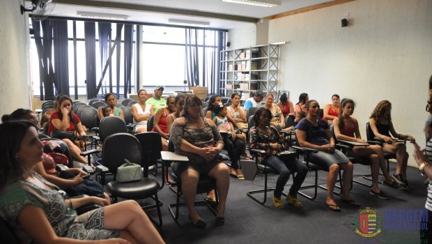 CRAS ENCERRA CICLO DE PALESTRAS PARA AS FAMÍLIAS