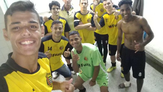 FUTSAL SUB-18 É CAMPEÃO REGIONAL