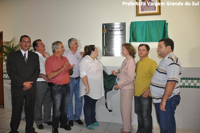 Bloco Beatriz Defácio Correia Leite é inaugurado na escola Mario Beni