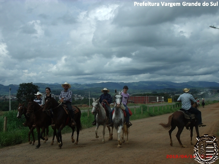 Prefeitura de Vargem Grande e Senar realizaram 4ª. Cavalgada Rural