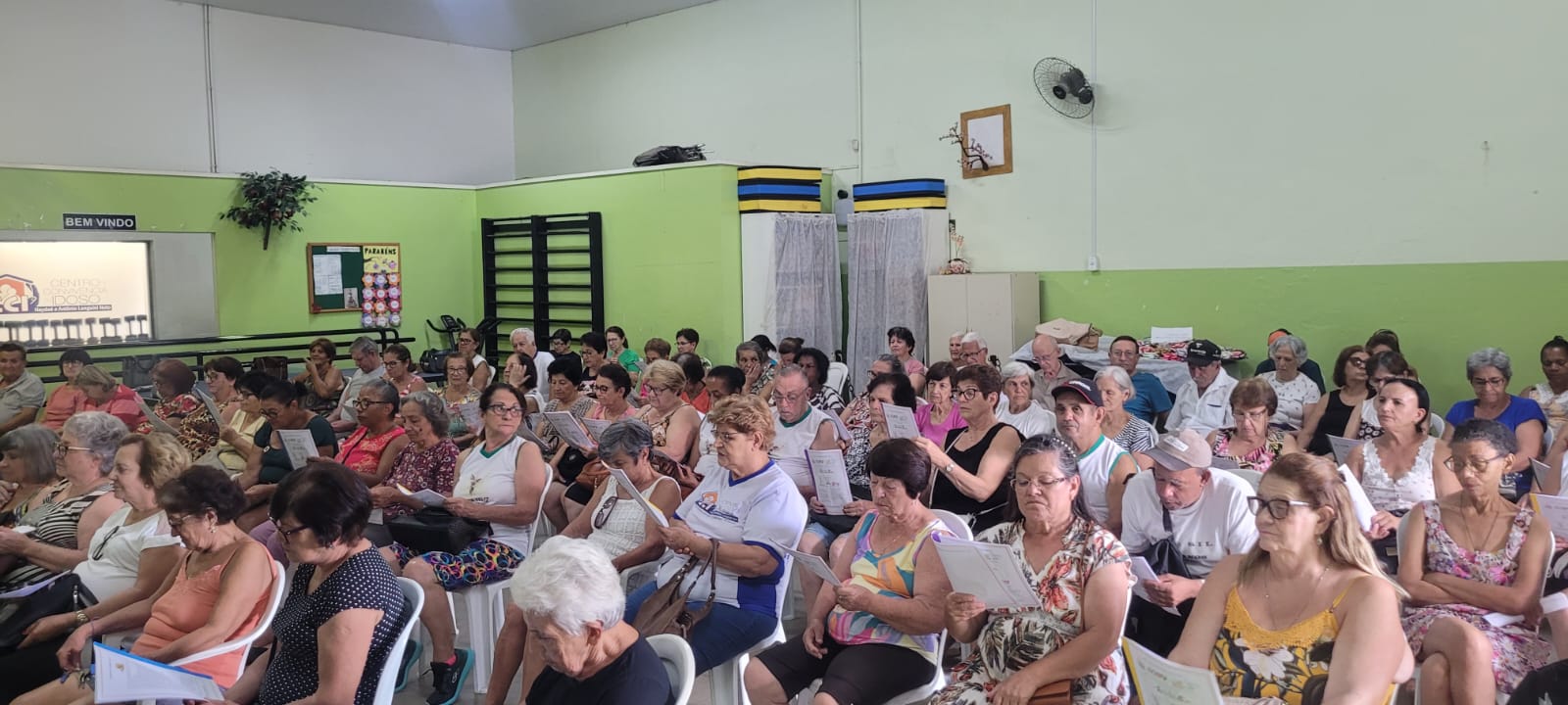 PÁSCOA COM OS CENTROS DE CONVIVÊNCIA DOS IDOSOS