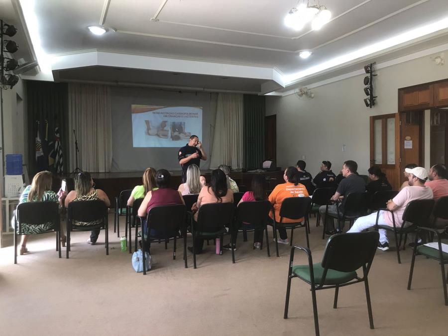 EQUIPE DO NÚCLEO DE EDUCAÇÃO EM EMERGÊNCIA PARTICIPA DE TREINAMENTO DO SAMU