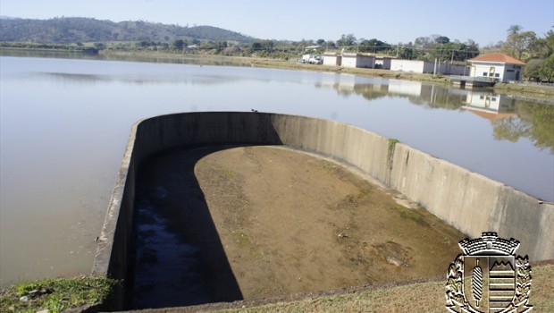 Nível da represa está baixo: população deve evitar desperdício