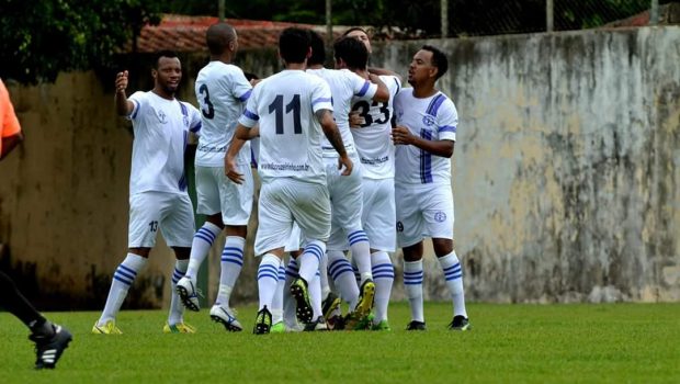 CAMPEONATO MUNICIPAL DE FUTEBOL TEVE OITO JOGOS NESTE DOMINGO