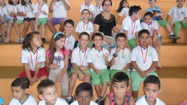 Mês da criança é bem comemorado na rede municipal de ensino