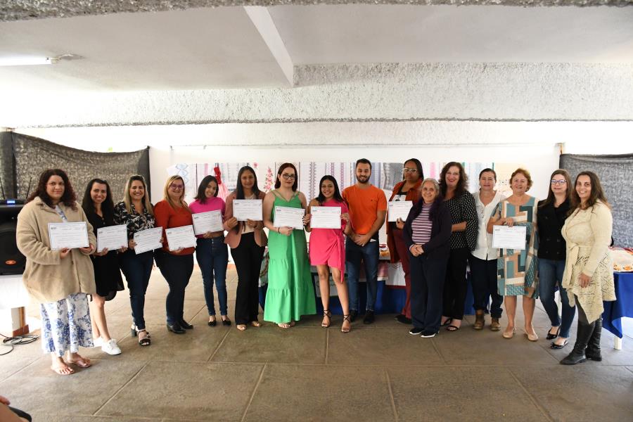 AÇÃO SOCIAL ENCERRA MAIS UM CICLO DE CURSOS