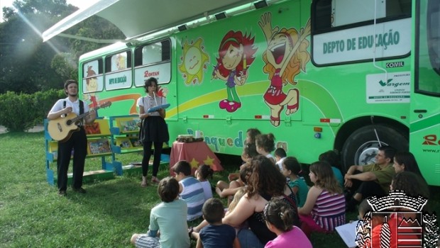 Programação de férias terá Biblioteca Móvel em diversos bairros