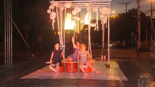 Praça da Matriz foi palco de espetáculo de dança