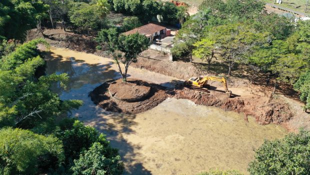 LAGO DO BOSQUE MUNICIPAL ESTÁ SENDO REATIVADO