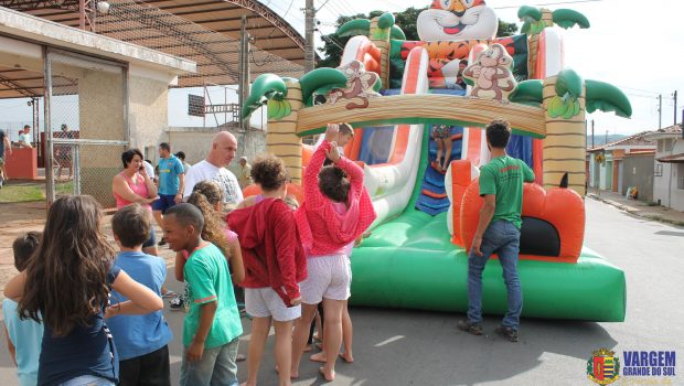 ANIVERSÁRIO DO CLUBE XXI DE ABRIL É AMANHÃ