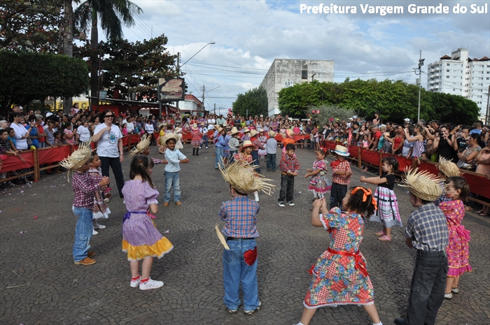 Vai ter “Arraiá da Educação” na Praça da Matriz