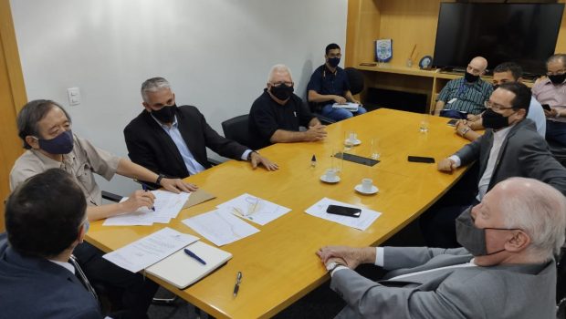 PREFEITO PARTICIPA DE AUDIÊNCIA NO DAEE PARA RECUPERAÇÃO DA VOÇOROCA