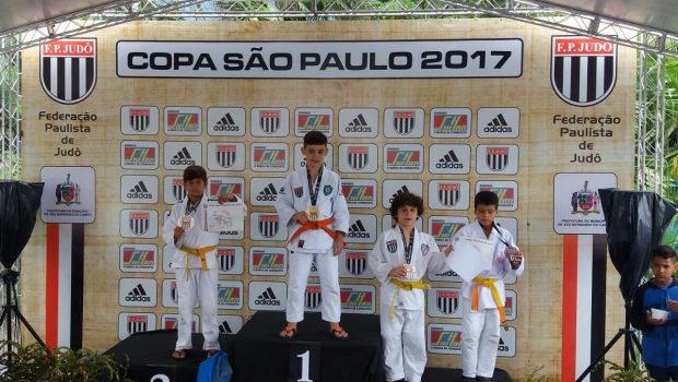Vargem conquista 3 medalhas de prata na Copa São Paulo de Judô
