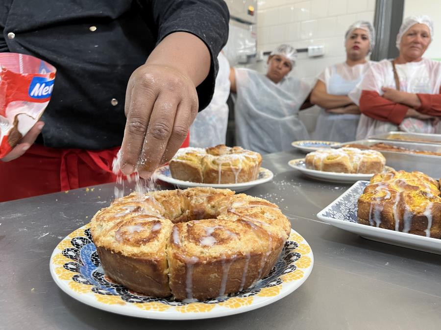 FRENTE SOCIAL RECEBEU CERTIFICADO DO CURSO DE PÃES E BISCOITO
