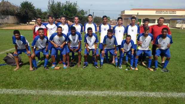 VARGEM RECEBE DIVINOLÂNDIA NO CAMPEONATO REGIONAL DE FUTEBOL INFANTIL