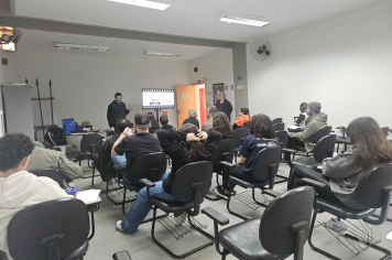 11º ENCONTRO DO PROJETO BIBLIOCONFORTO CELEBROU O DIA DO CINEMA NACIONAL COM O TEMA “LUZ, CÂMERA, AÇÃO”