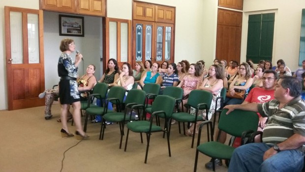 Professores da rede municipal participam de capacitação e atualização da prática docente