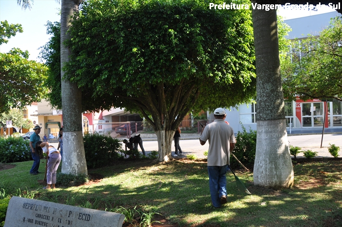 Cursos de Capacitação oferecem vagas para cuidador de idosos e jardineiro