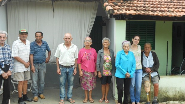 Usuários do Centro de Convivência “Lacordere Osório da Fonseca” recebem carteira do idoso