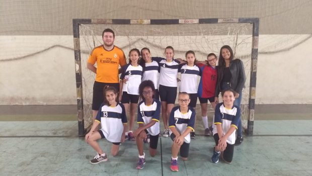 EQUIPES DE HANDEBOL DISPUTAM AS SEMIFINAIS DE COMPETIÇÃO REGIONAL