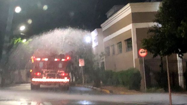 GUARDA MUNICIPAL CONTINUA REALIZANDO DESINFECÇÃO EM LOCAIS PONTUAIS