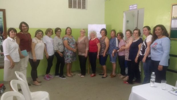 GRUPO IDADE FELIZ ELEGE NOVA DIRETORIA