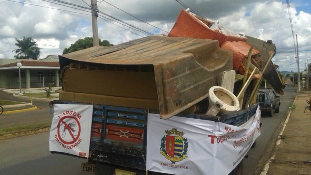 Mutirão e Arrastão de Limpeza mobilizaram a cidade contra a Dengue