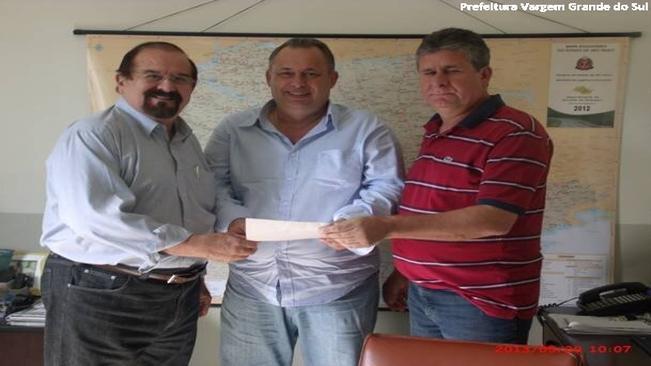 Em Rio Claro, prefeito pede melhorias para a Av. Ernani Parada Otero