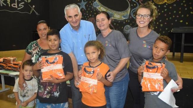 SCFV “TIO CARLÃO” REÚNE PAIS E RESPONSÁVEIS