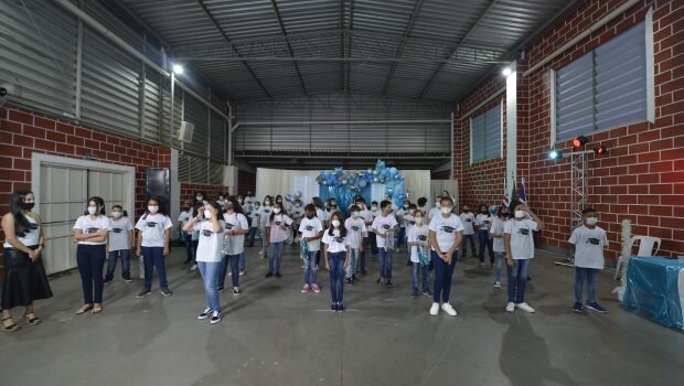 FORMATURA DOS 5ºs ANOS DA EMEB “PROF. RIBEIRO CARRIL”