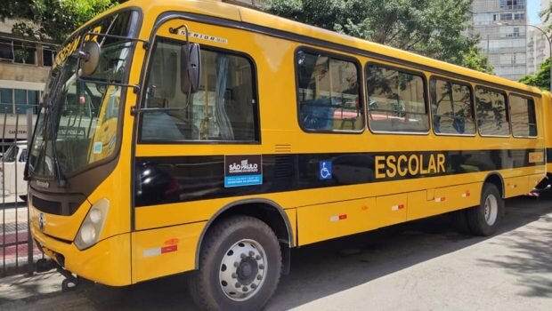 EDUCAÇÃO RECEBEU UM ÔNIBUS POR INDICAÇÃO DO DEPUTADO BARROS MUNHOZ