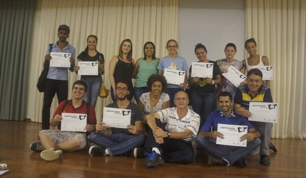Oficina de fotografia abordou técnicas de iluminação