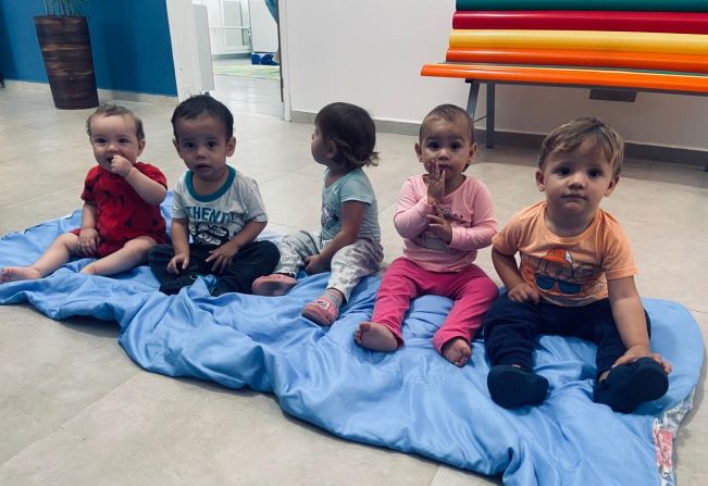 PROJETO LITERATURA PARA BEBÊS É REALIZADO NA CRECHE PROFª ROSA