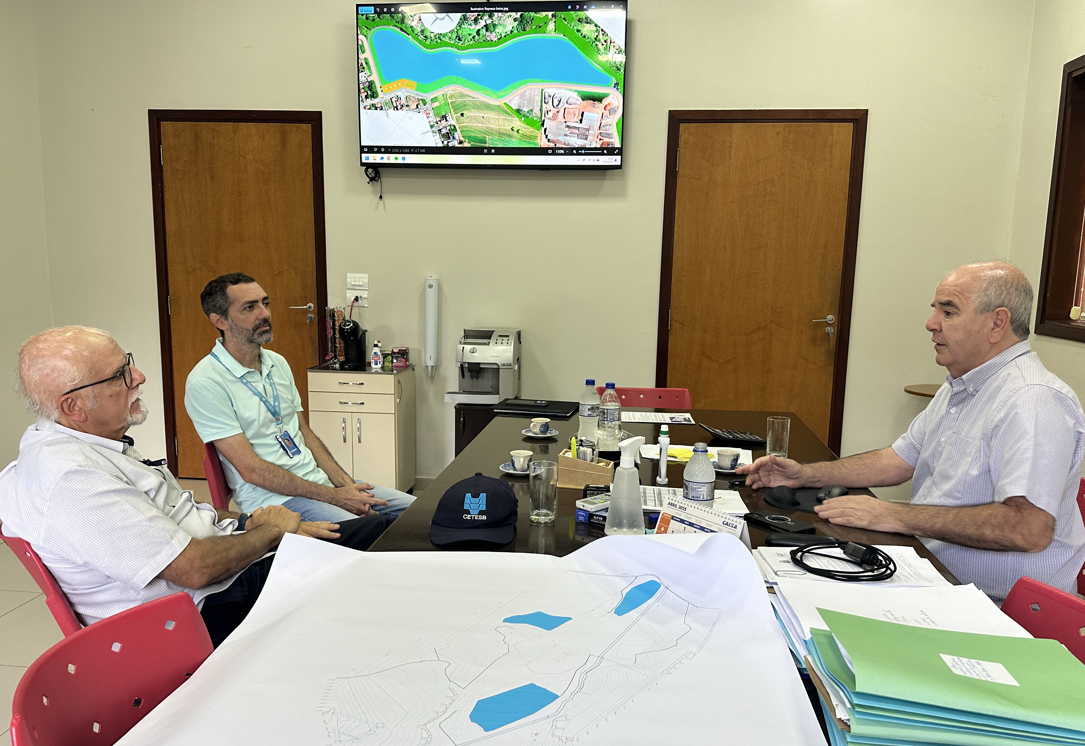 PREFEITURA DE VARGEM GRANDE DO SUL RECEBE VISITA TÉCNICA DA CETESB EM OBRAS HÍDRICAS ESTRATÉGICAS