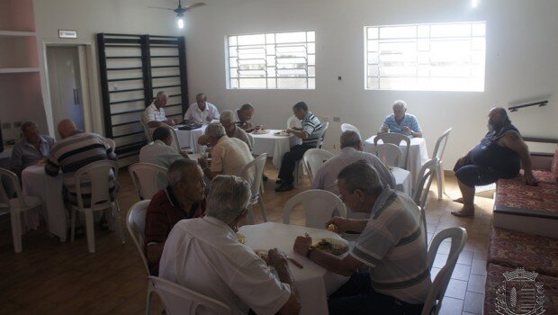 Ação Social promove almoço em homenagem ao Dia dos Pais