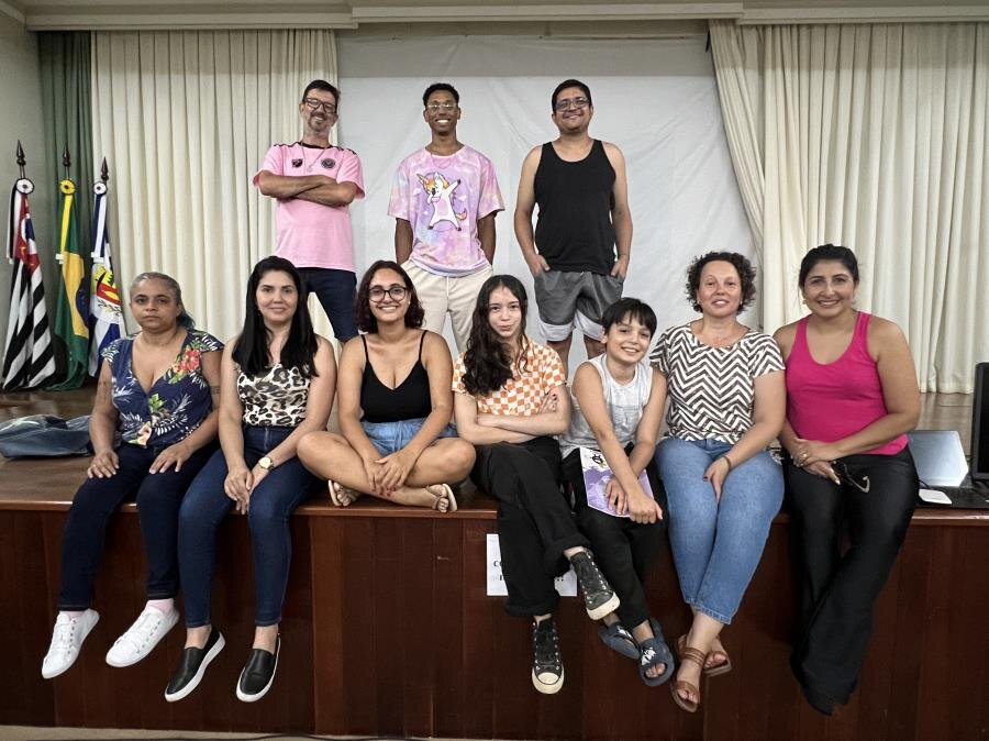 OFICINA DE CANTO ESTÁ SENDO REALIZADA NA CASA DA CULTURA