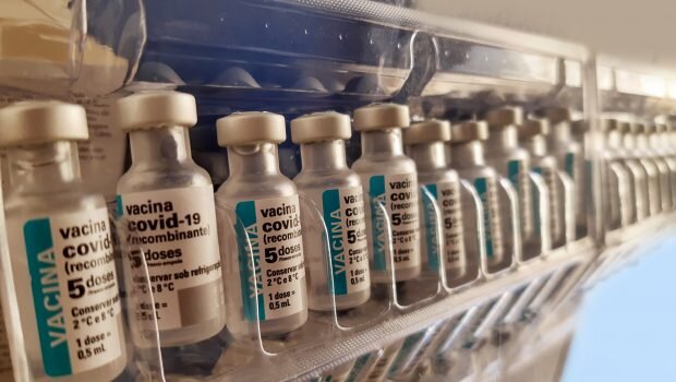 SEXTA-FEIRA (11) FOI REALIZADA A VACINAÇÃO DE CORONAVAC E ASTRAZENECA CONTRA COVID-19