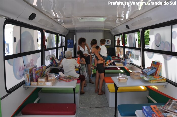 Vargem ganhou ônibus brinquedoteca