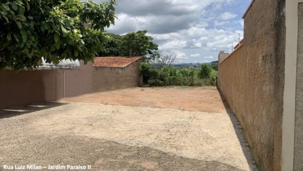PREFEITURA COLOCA MAIS 12 TERRENOS A VENDA