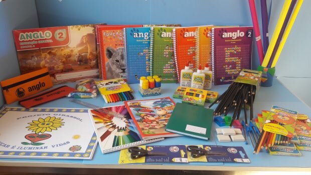 Departamento de Educação realizou entrega de material escolar