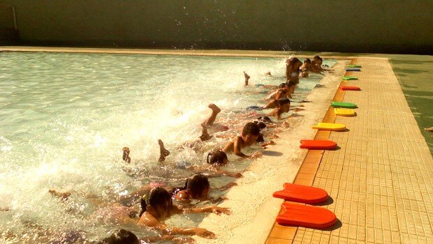 Piscinas públicas reabrirão a partir do dia 19 de fevereiro