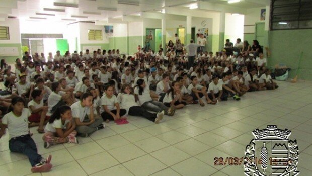 Ações em todas as escolas e na cidade marcam a Semana Estadual de Combate à Dengue