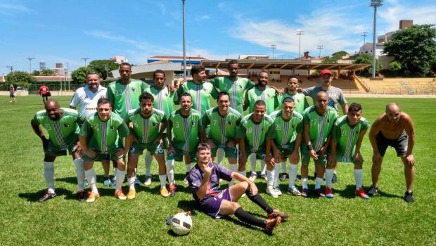 DOMINGO TEM QUARTAS DE FINAL NO AMADOR MUNICIPAL