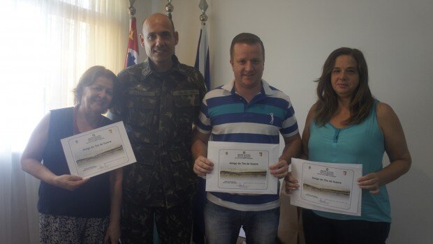 Tiro de Guerra presta homenagem no Dia do Exército Brasileiro