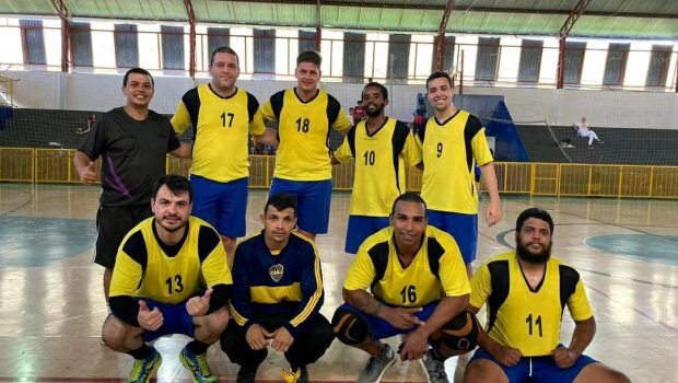 VARGEM ENCERRA PARTICIPAÇÃO EM TORNEIO DE HANDEBOL