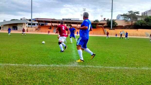 Começou o Campeonato Municipal Cinquentão de Futebol Amador