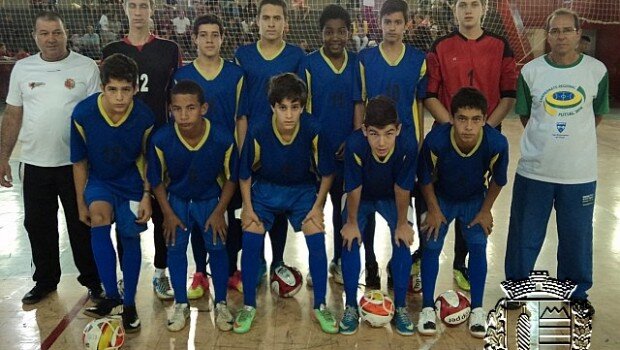 Equipe da Escolinha Municipal de Futsal disputarão jogos do Campeonato Regional em Leme